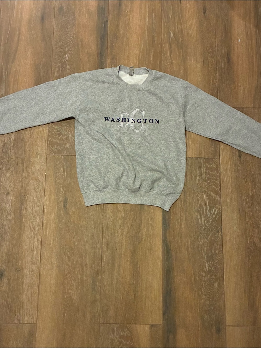 Gildan Gray 'WASHINGTON' Crewneck Sweatshirt